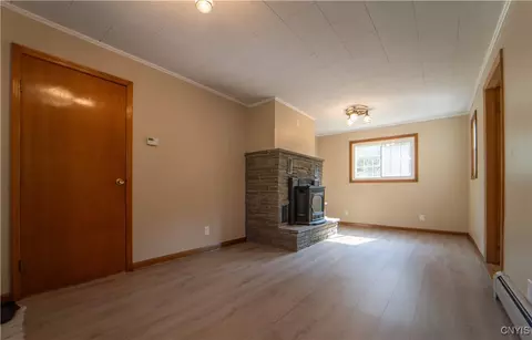 Living - 482 Sandy Lane Rd, Mohawk, NY 13407 photo 3 of 6