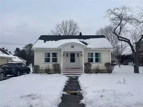 418 E Hamilton Ave, Sherrill, NY 13461
