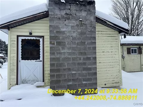 7 Leroux Ave, Clifton, NY 13615 photo 4