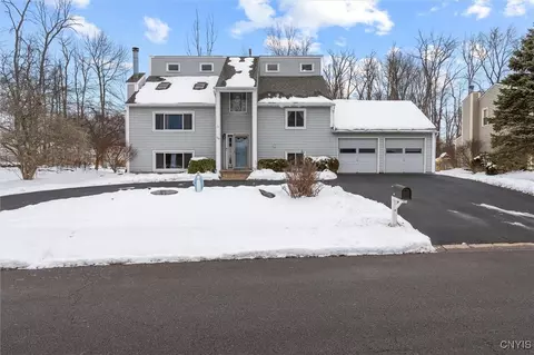 104 Sudbury Dr, Salina, NY 13088