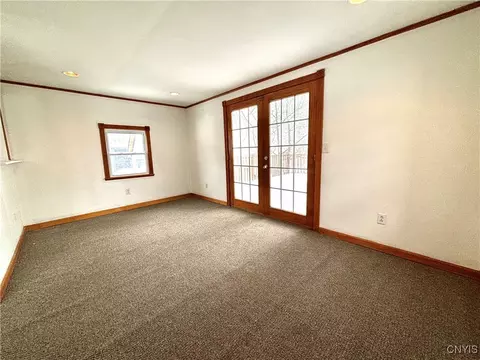 2 Beach Ave, Auburn, NY 13021 photo 18