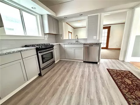 2 Beach Ave, Auburn, NY 13021 photo 14