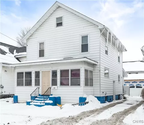 637 James St, Utica, NY 13501
