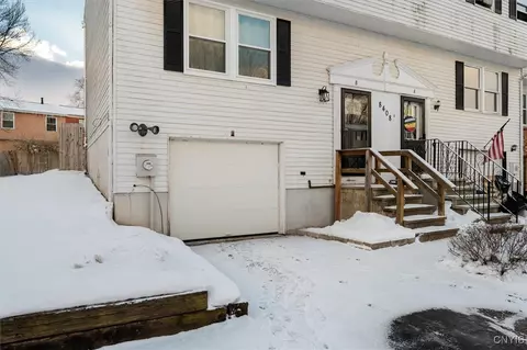 8408 Shallowcreek Rd # B, Liverpool, NY 13090