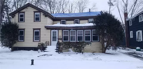 306 Balsam St, Salina, NY 13088