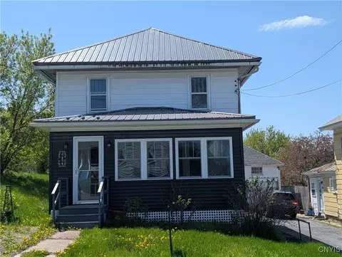 32423 County Route 54, Clayton, NY 13632