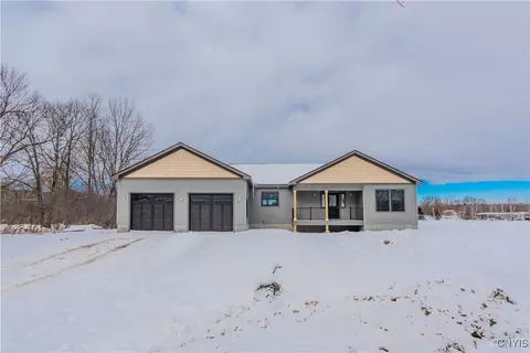 3072 County Route 2, Pulaski, NY 13142