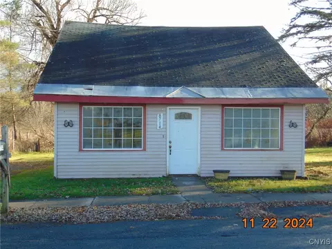 8714 Cemetery Rd, Le Ray, NY 13637