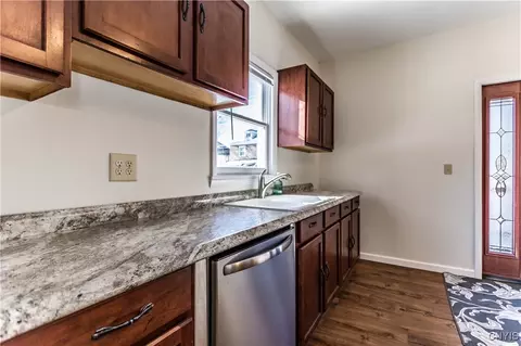 448 E Walnut St, Oneida, NY 13421 photo 8