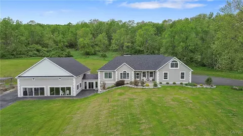 4873 Lawless Rd, Marcellus, NY 13108