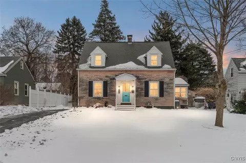 109 Breakspear Rd, Geddes, NY 13219