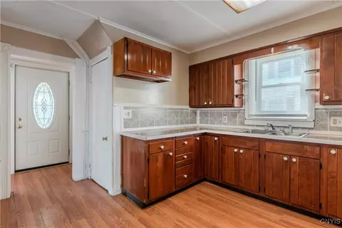 Entry Way - 411 Expense St, Rome, NY 13440 photo 2 of 3