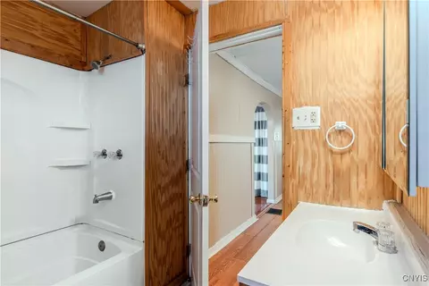 Bath - 411 Expense St, Rome, NY 13440 photo 3 of 4
