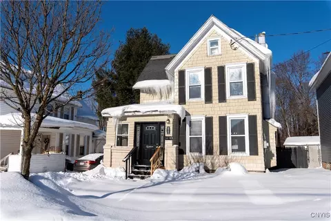 Exterior - 411 Expense St, Rome, NY 13440 photo 10 of 11