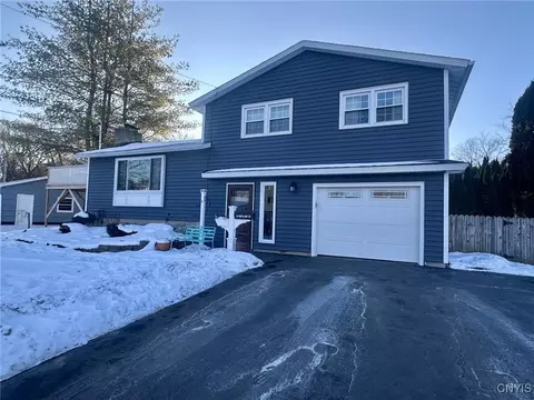 14 Maryland Ln, Liverpool, NY 13090