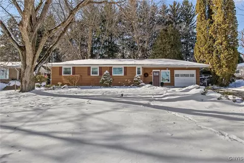 129 Terraceview Rd, Syracuse, NY 13214