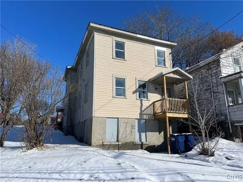 1426 N State St, Syracuse, NY 13208