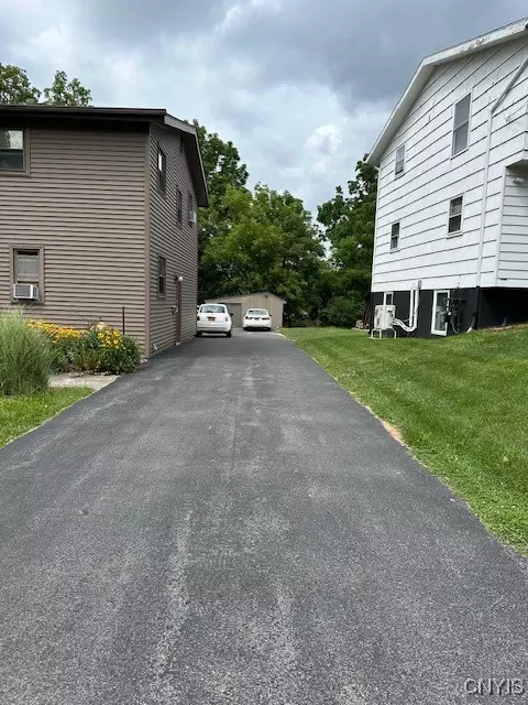 105 Robert Dr, Syracuse, NY 13210 photo 30