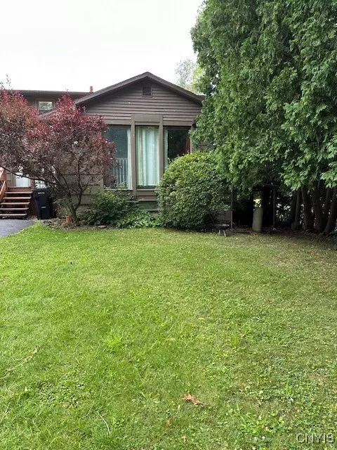 105 Robert Dr, Syracuse, NY 13210 photo 28