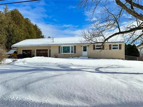 364 Newport Rd, Utica, NY 13502