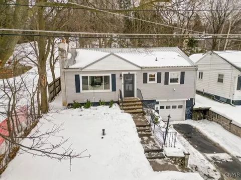 909 Hudson St, Syracuse, NY 13219