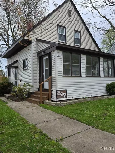 247 Stuart St, Watertown, NY 13601