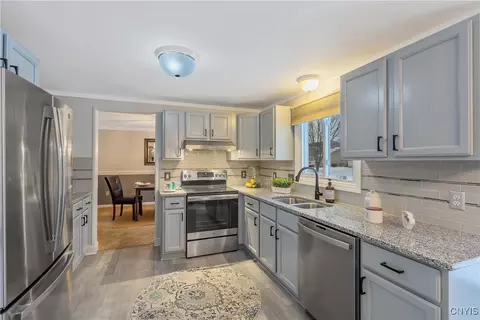 3807 Eider Down, Liverpool, NY 13090 photo 18