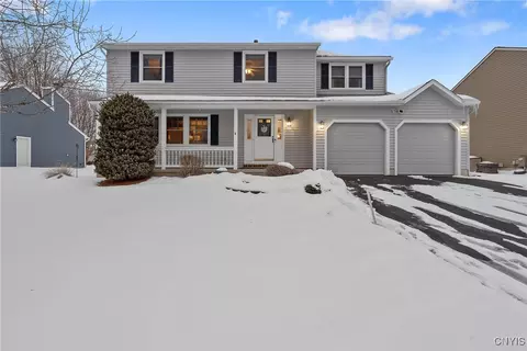 3807 Eider Down, Liverpool, NY 13090