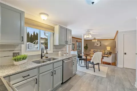 3807 Eider Down, Liverpool, NY 13090 photo 17