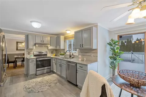 3807 Eider Down, Liverpool, NY 13090 photo 14