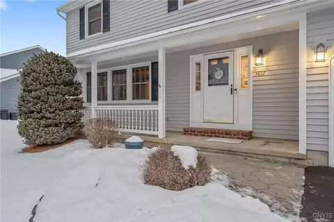 3807 Eider Down, Liverpool, NY 13090 photo 2