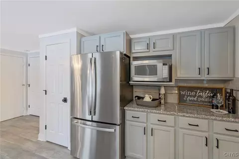 3807 Eider Down, Liverpool, NY 13090 photo 15