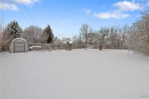 4948 Windgate Rd, Liverpool, NY 13088 photo 31
