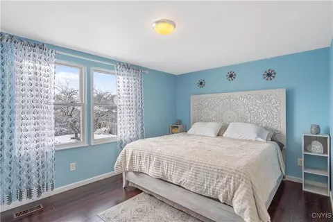 4948 Windgate Rd, Liverpool, NY 13088 photo 16