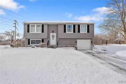 4948 Windgate Rd, Liverpool, NY 13088