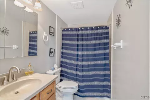 4948 Windgate Rd, Liverpool, NY 13088 photo 22