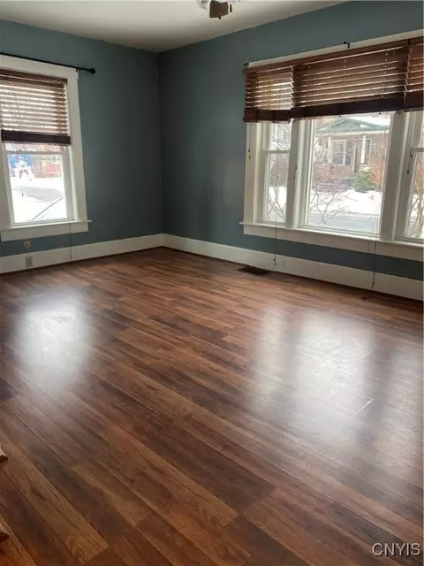 423 Stone St, Oneida, NY 13421 photo 8