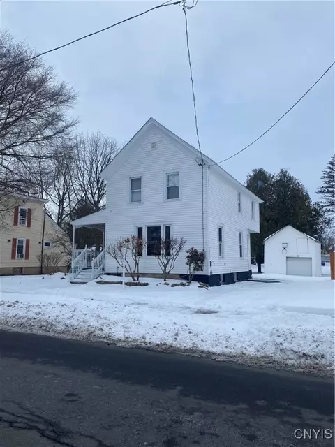423 Stone St, Oneida, NY 13421 photo 2