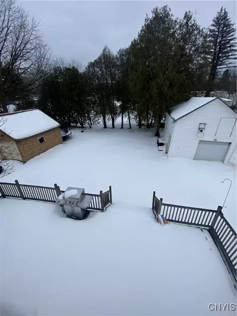 423 Stone St, Oneida, NY 13421 photo 4