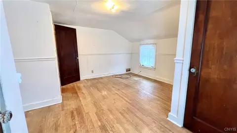 Bedroom - 916 E Brighton Ave, Syracuse, NY 13205 photo 7 of 9