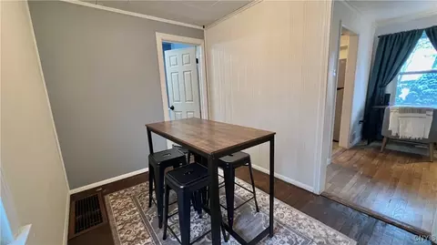Entry Way - 916 E Brighton Ave, Syracuse, NY 13205 photo 5 of 5
