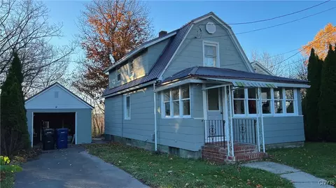 Exterior - 916 E Brighton Ave, Syracuse, NY 13205 photo 3 of 8