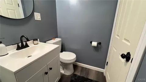Bath - 916 E Brighton Ave, Syracuse, NY 13205 photo 2 of 4