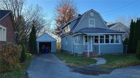 Exterior - 916 E Brighton Ave, Syracuse, NY 13205 photo 2 of 8