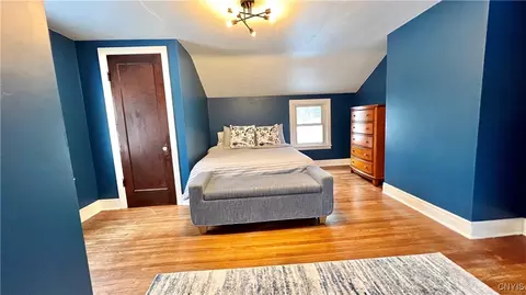 Bedroom - 916 E Brighton Ave, Syracuse, NY 13205 photo 5 of 9