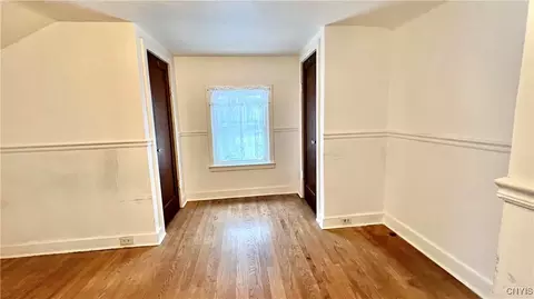 Bedroom - 916 E Brighton Ave, Syracuse, NY 13205 photo 8 of 9