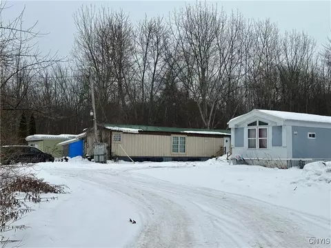 225 Rochester St #221, Hannibal, NY 13074