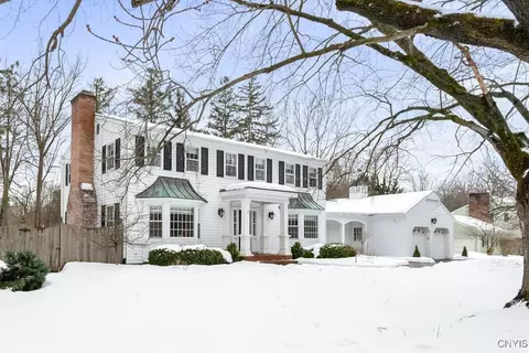 101 Marangale Rd, Manlius, NY 13104