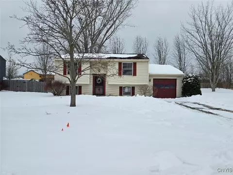 5645 Vistula Path, Brewerton, NY 13029