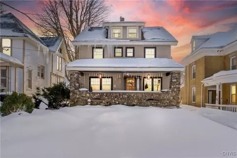 306 Academy St, Fulton, NY 13069